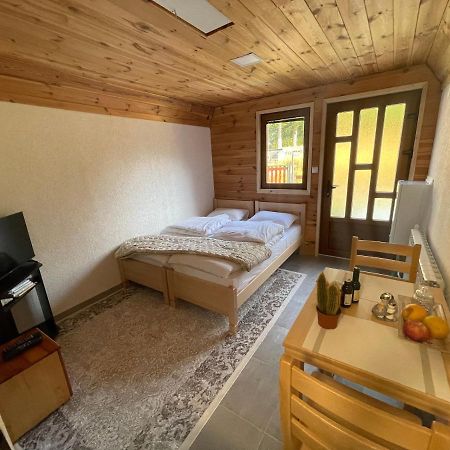 Small House Floki Zabljak  Luaran gambar
